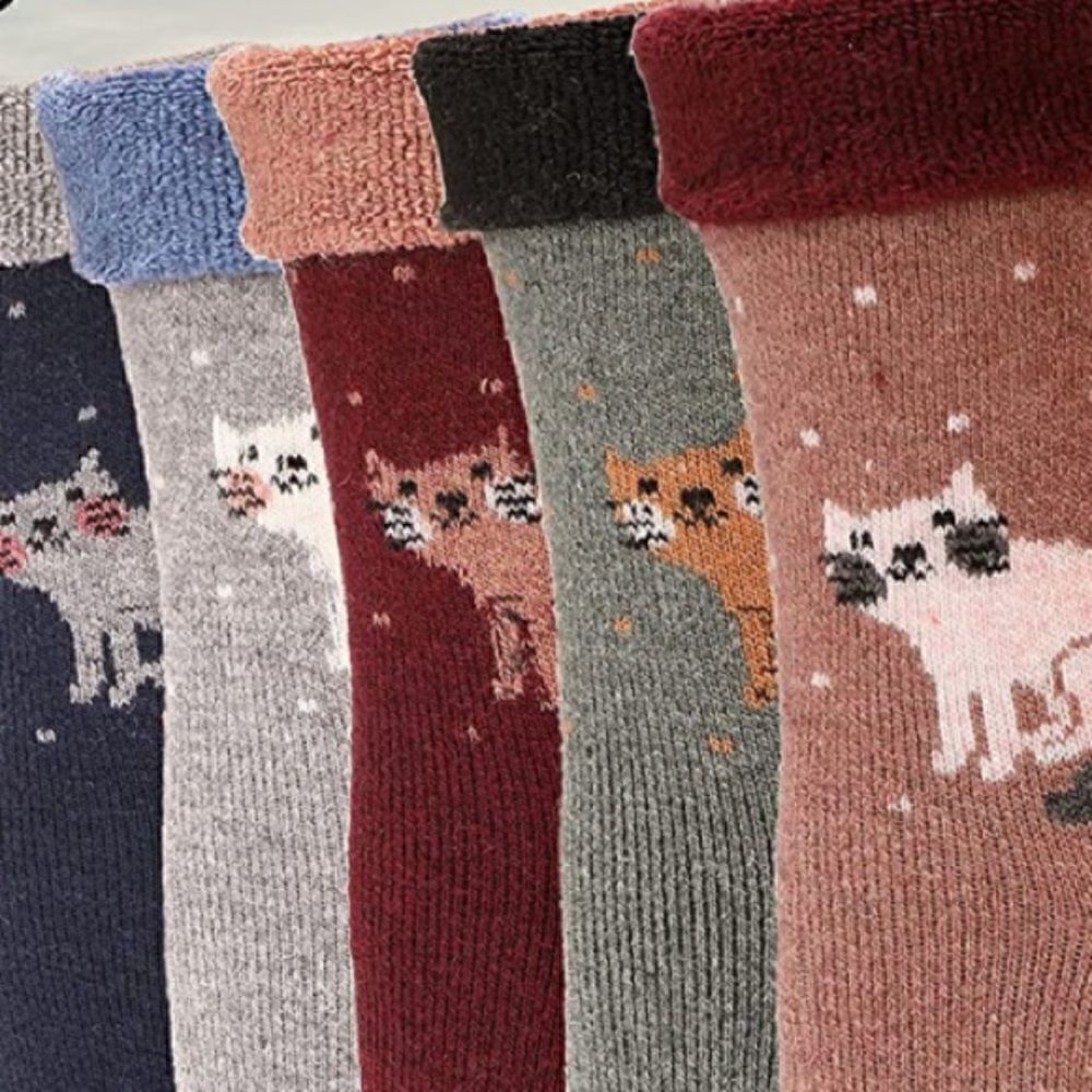 Cuffed cat socks    - Picture 3 of 6
